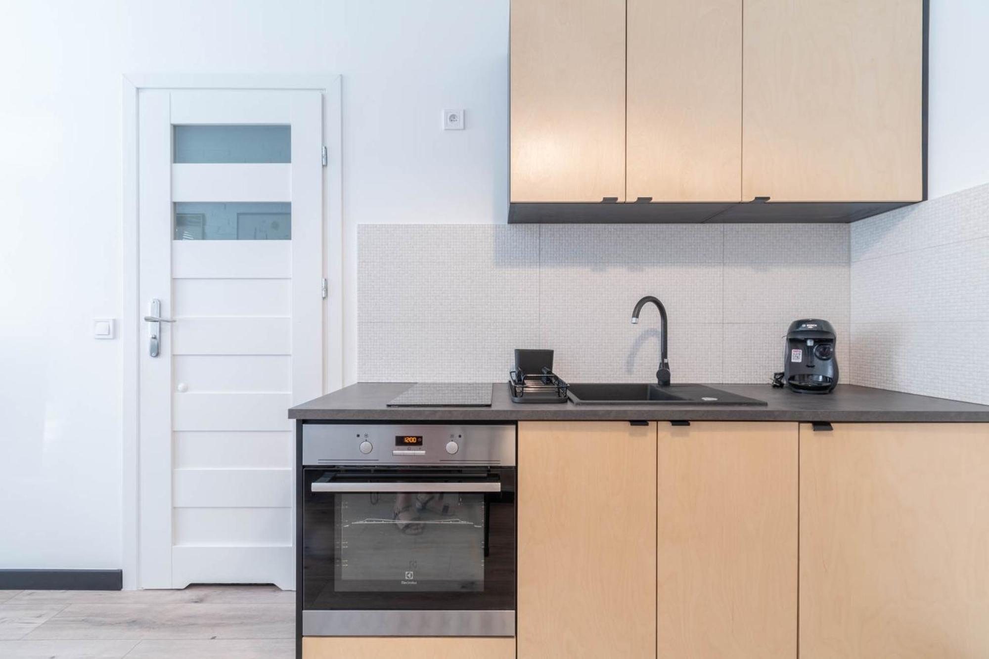 بوزنان Garbary Central Apartments المظهر الخارجي الصورة