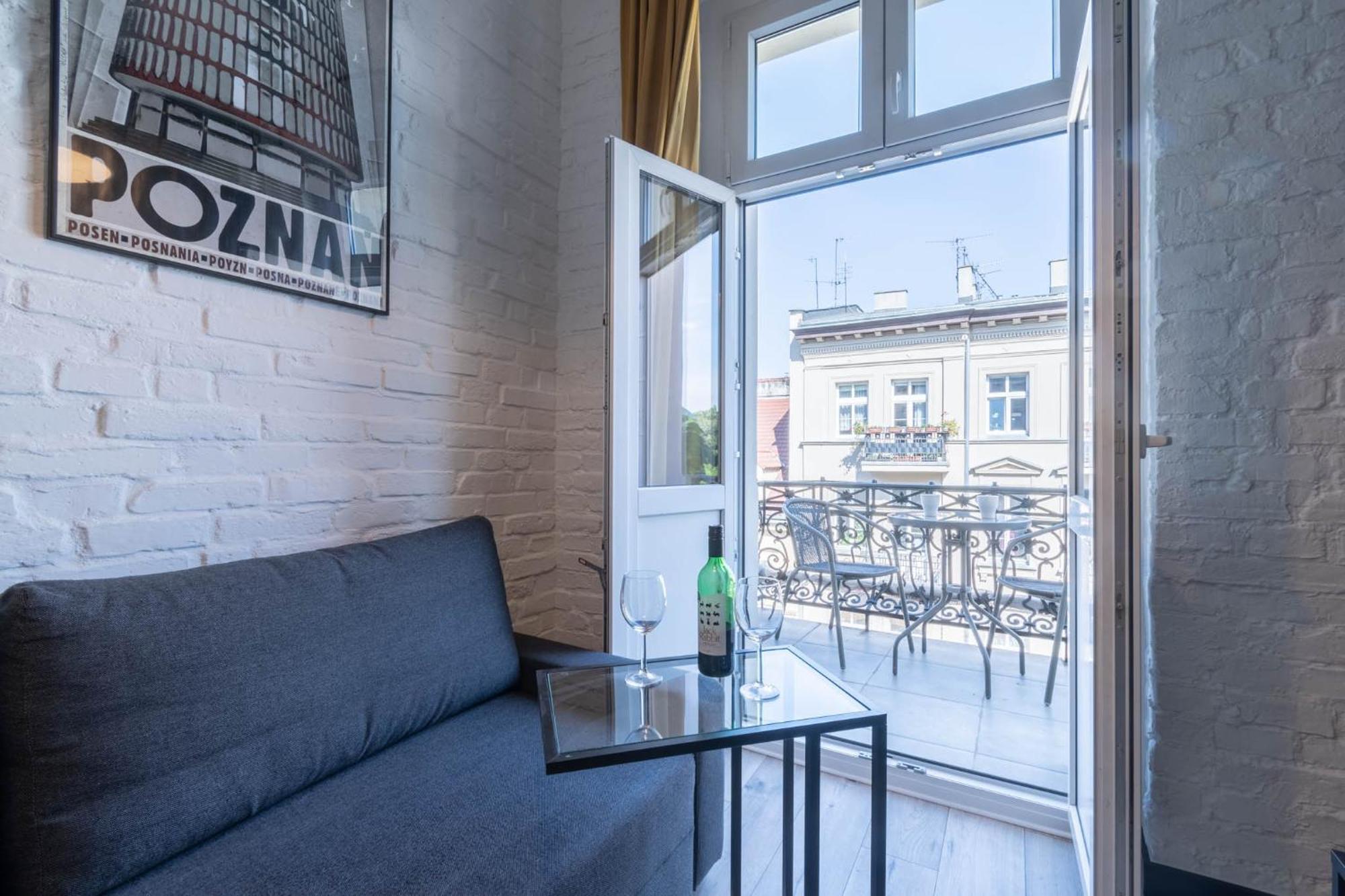بوزنان Garbary Central Apartments المظهر الخارجي الصورة